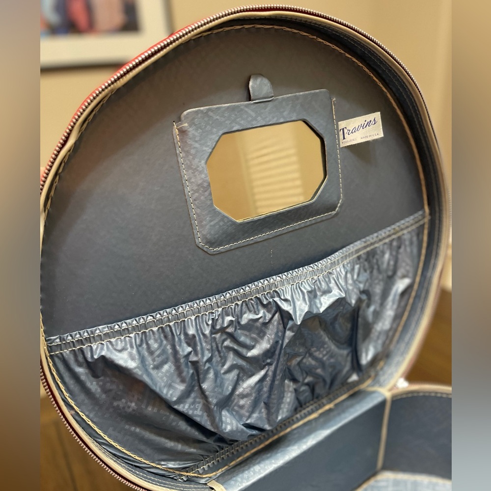 Vintage Travins Hat Box - Picture 5 of 9